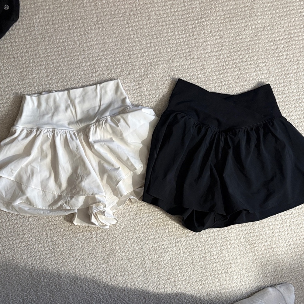 Aerie Women's Skorts in Black and White